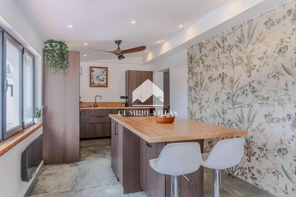 4 chambre Finca/Maison de Campagne à vendre à Motril avec piscine - 420 000 € (Ref: 10029867)