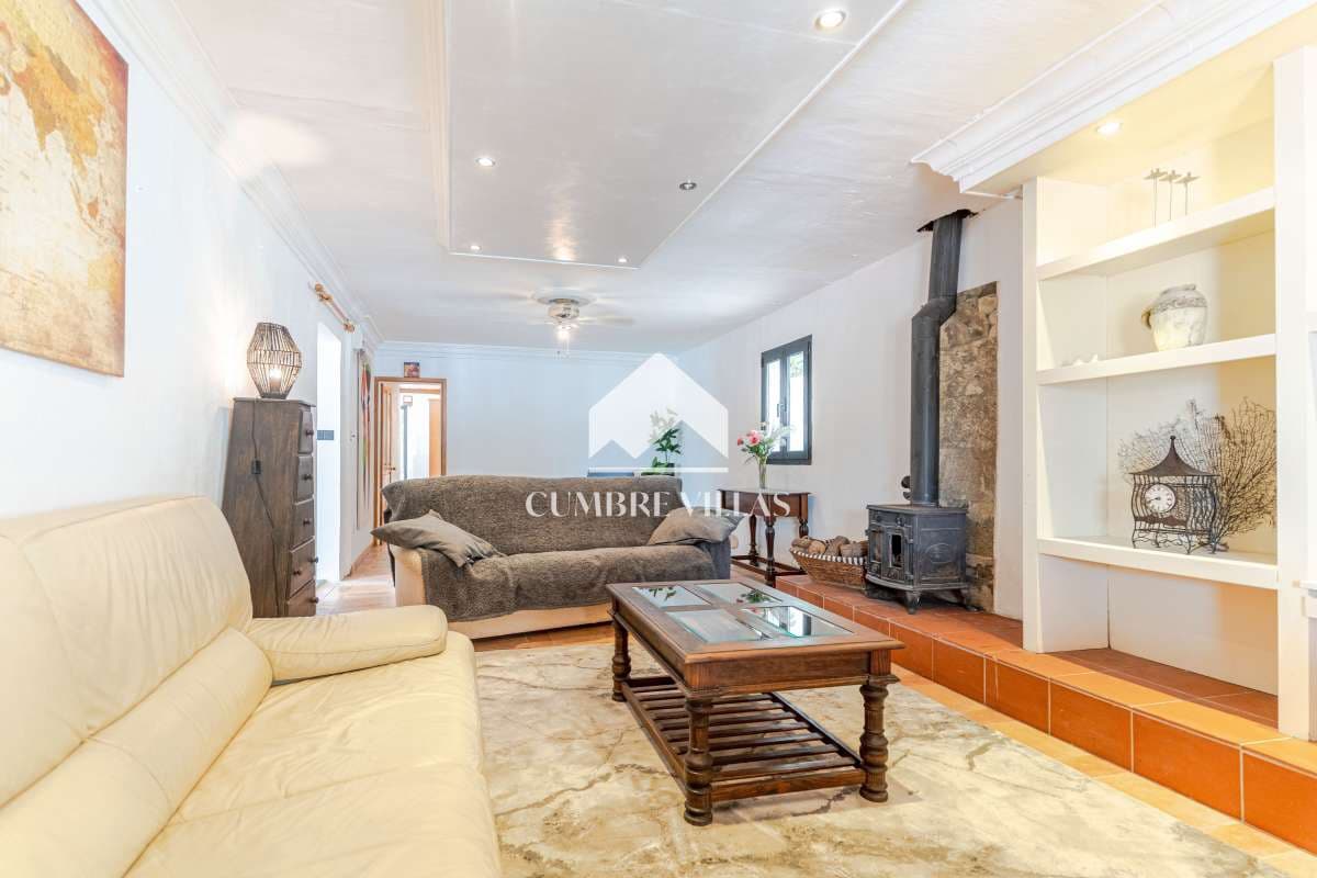 4 chambre Finca/Maison de Campagne à vendre à Motril avec piscine - 420 000 € (Ref: 10029867)