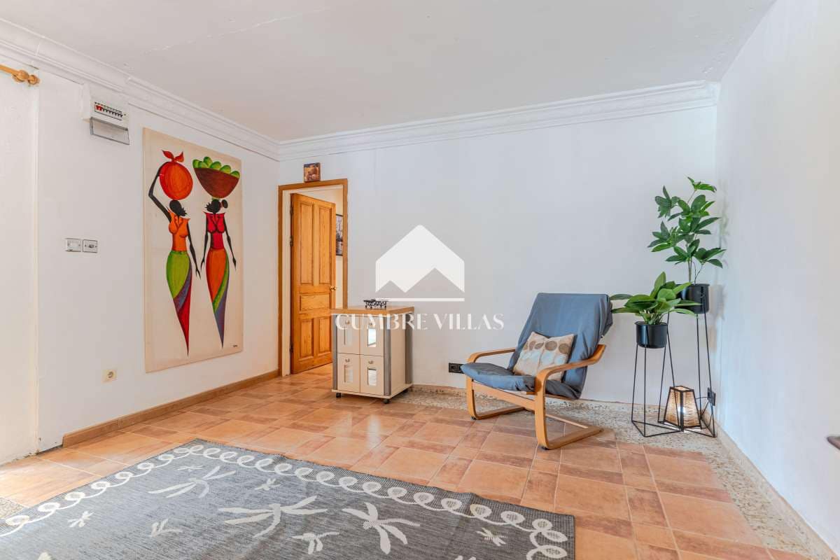 4 chambre Finca/Maison de Campagne à vendre à Motril avec piscine - 420 000 € (Ref: 10029867)