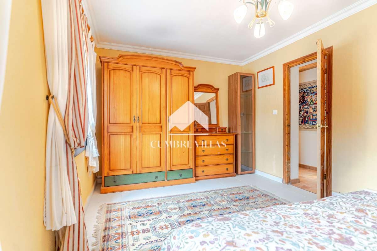 4 chambre Finca/Maison de Campagne à vendre à Motril avec piscine - 420 000 € (Ref: 10029867)