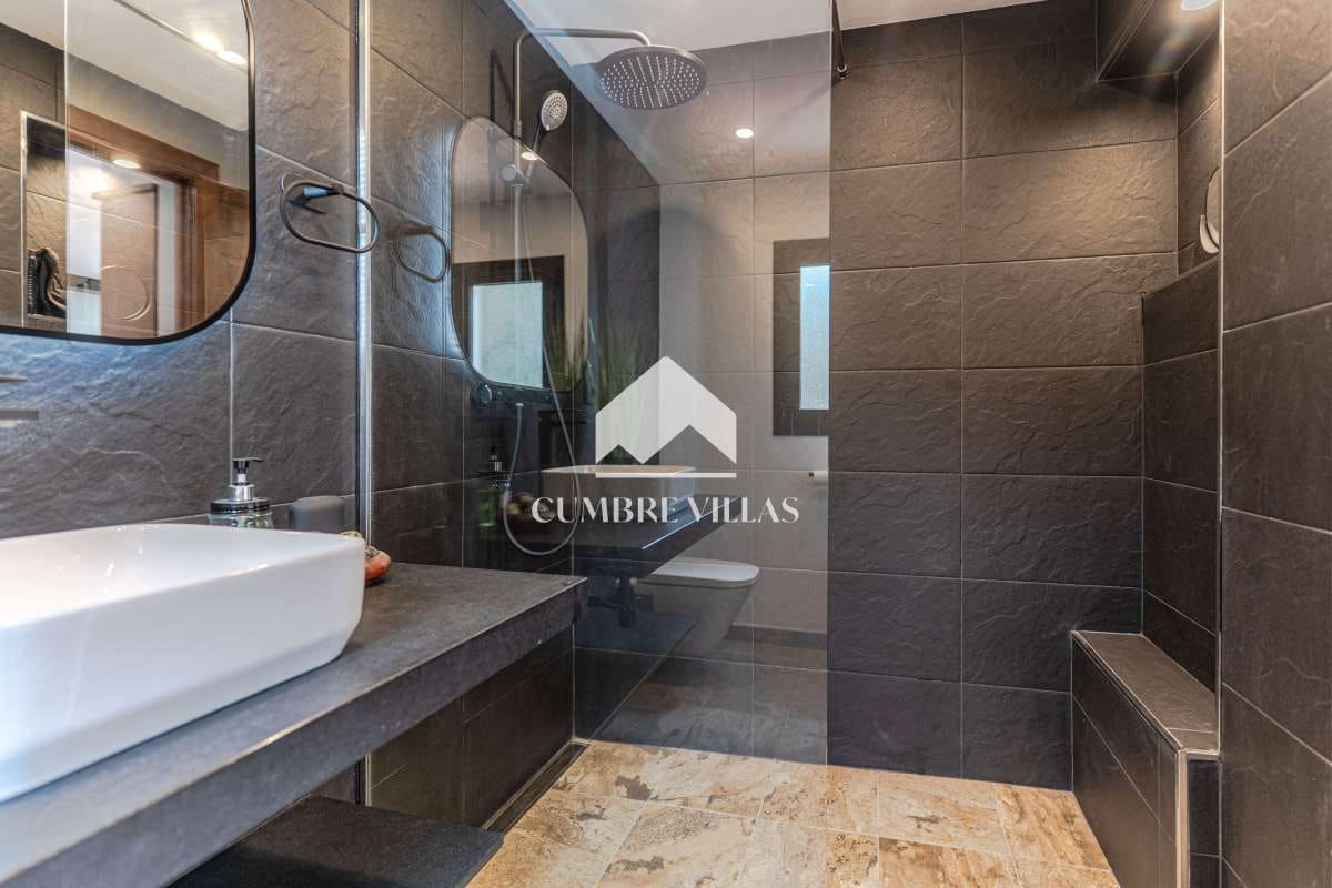 4 chambre Finca/Maison de Campagne à vendre à Motril avec piscine - 420 000 € (Ref: 10029867)