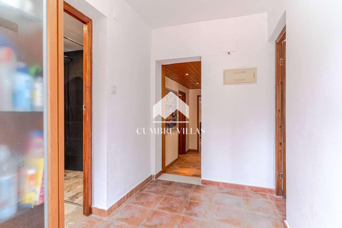 4 chambre Finca/Maison de Campagne à vendre à Motril avec piscine - 420 000 € (Ref: 10029867)