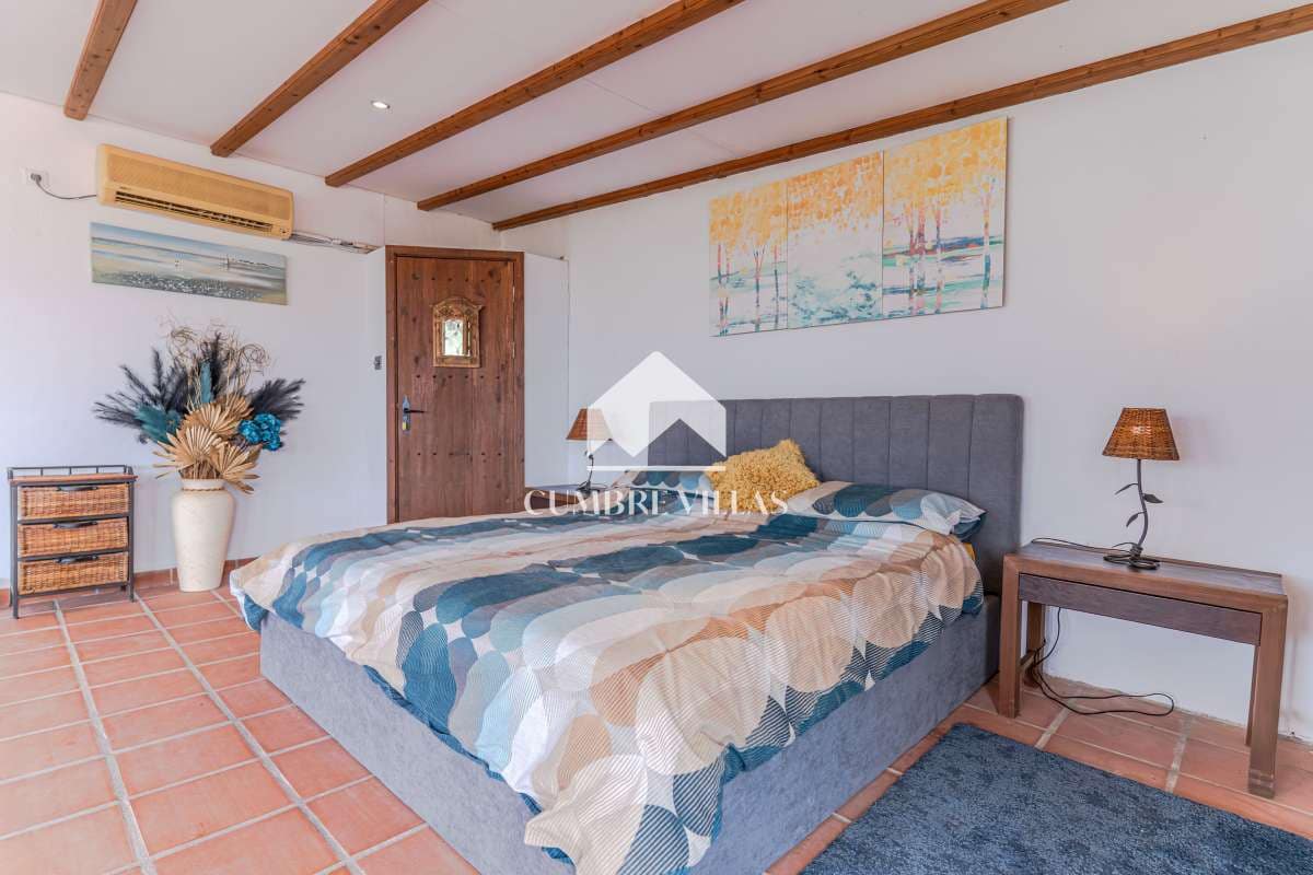 4 chambre Finca/Maison de Campagne à vendre à Motril avec piscine - 420 000 € (Ref: 10029867)