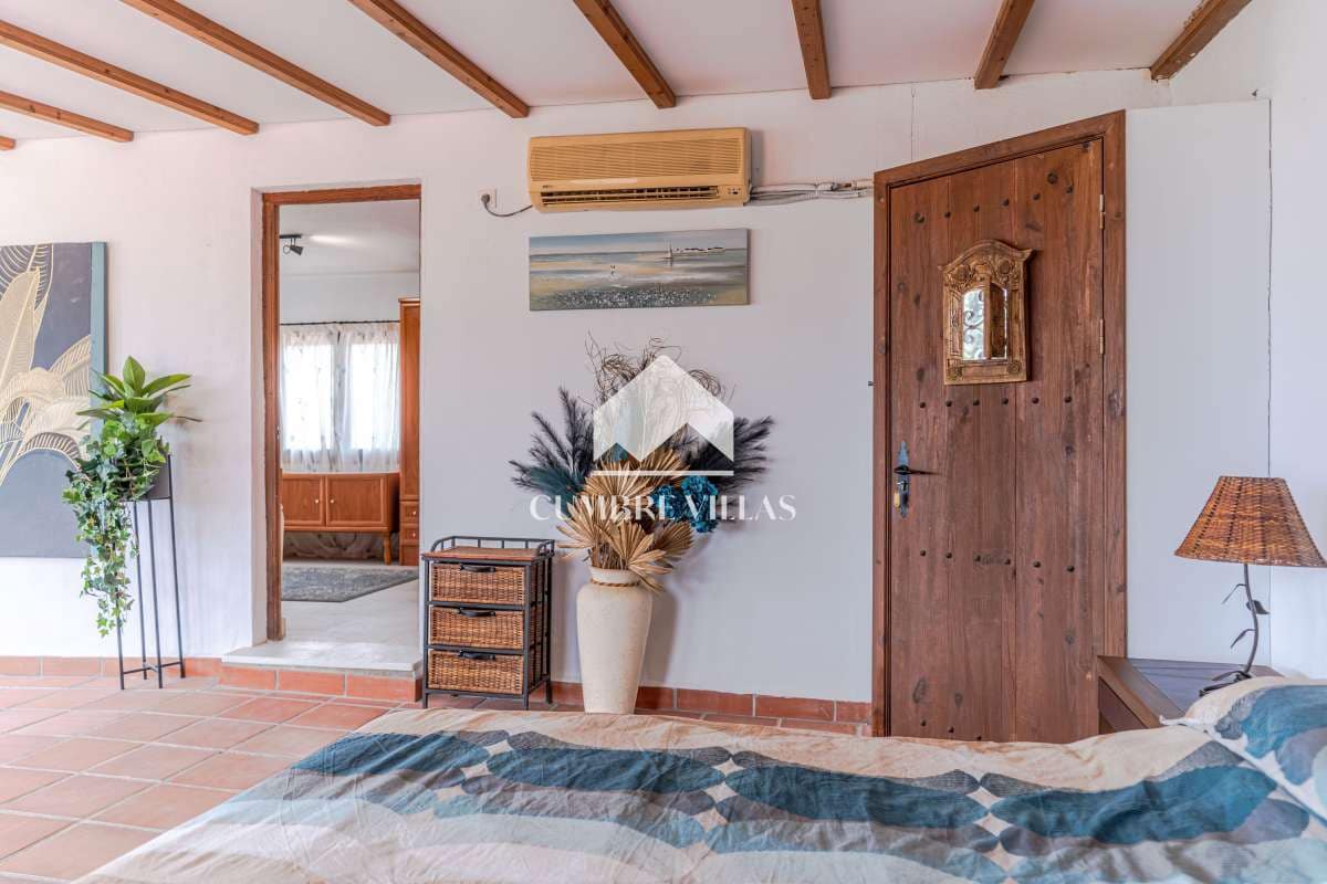 4 chambre Finca/Maison de Campagne à vendre à Motril avec piscine - 420 000 € (Ref: 10029867)