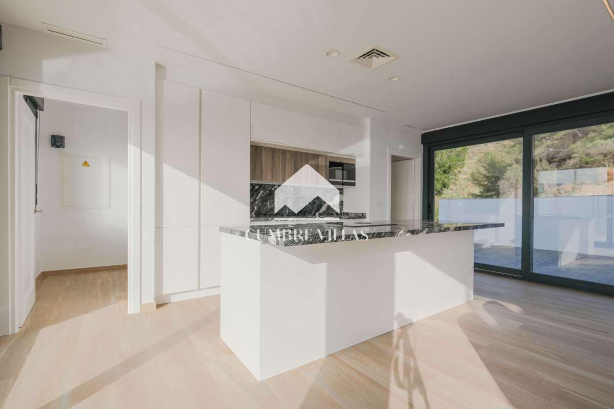3 camera da letto Villa in vendita in La Herradura con piscina garage - 1.099.000 € (Rif: 10034696)