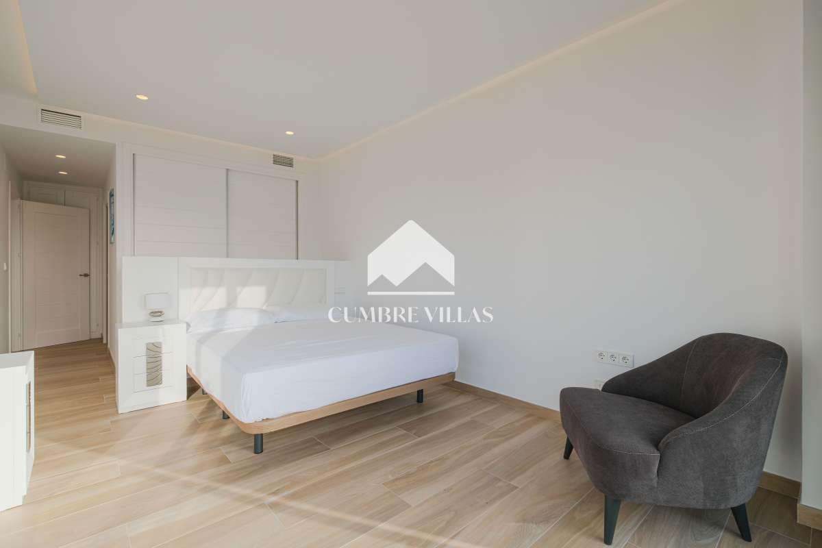 3 camera da letto Villa in vendita in La Herradura con piscina garage - 1.099.000 € (Rif: 10034696)