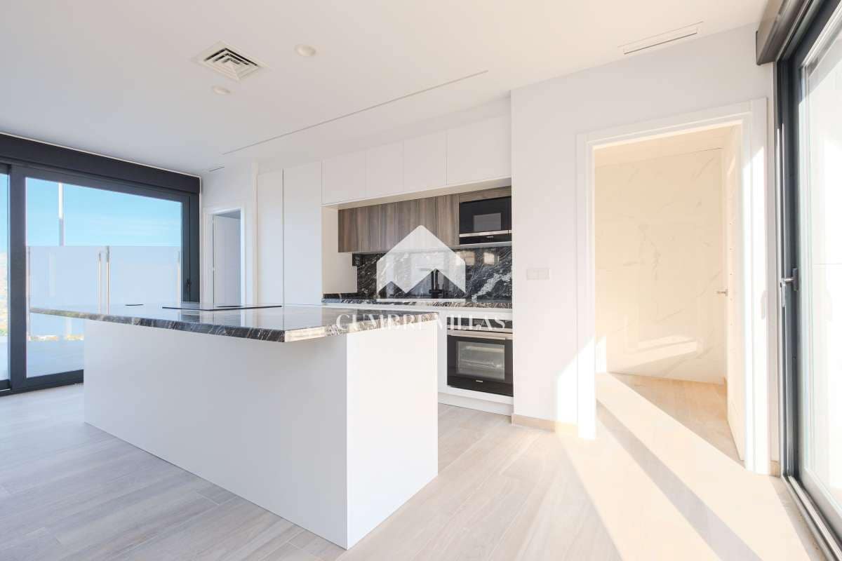 3 camera da letto Villa in vendita in La Herradura con piscina garage - 1.099.000 € (Rif: 10034696)