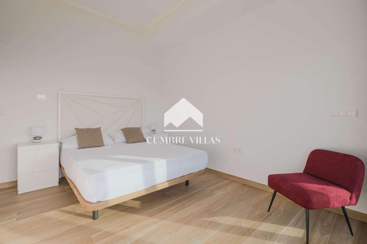 3 camera da letto Villa in vendita in La Herradura con piscina garage - 1.099.000 € (Rif: 10034696)