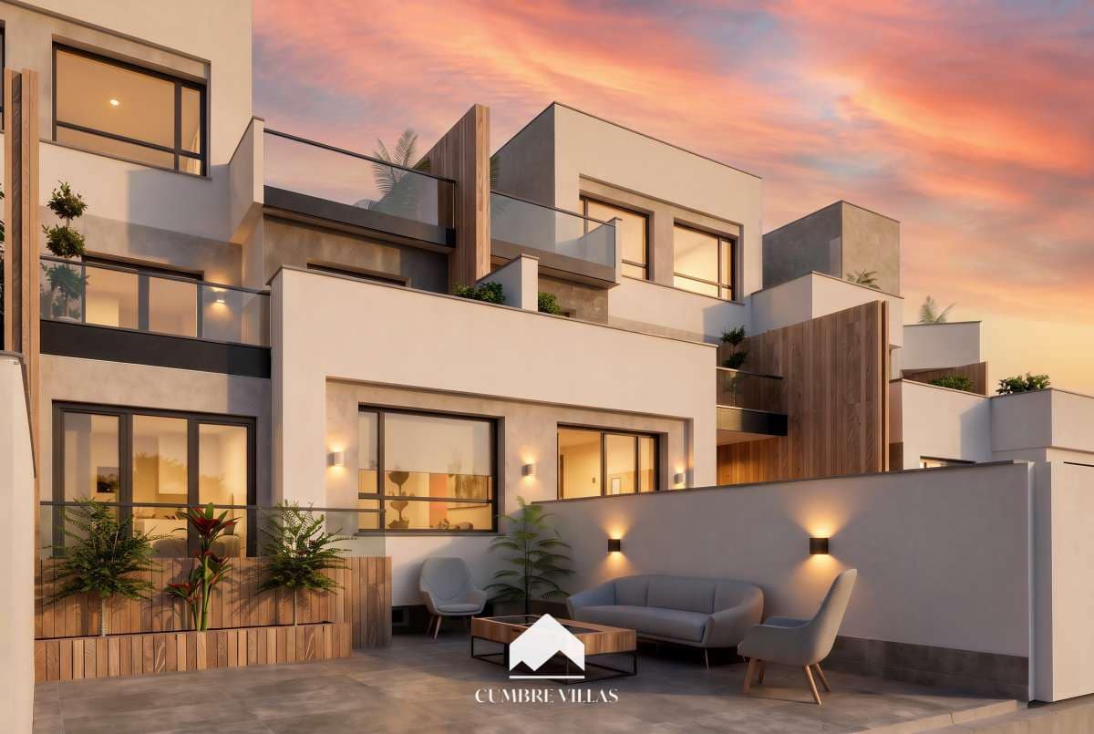 4 bedroom Townhouse for sale in Salobrena with garage - € 710,372 (Ref: 10034707)