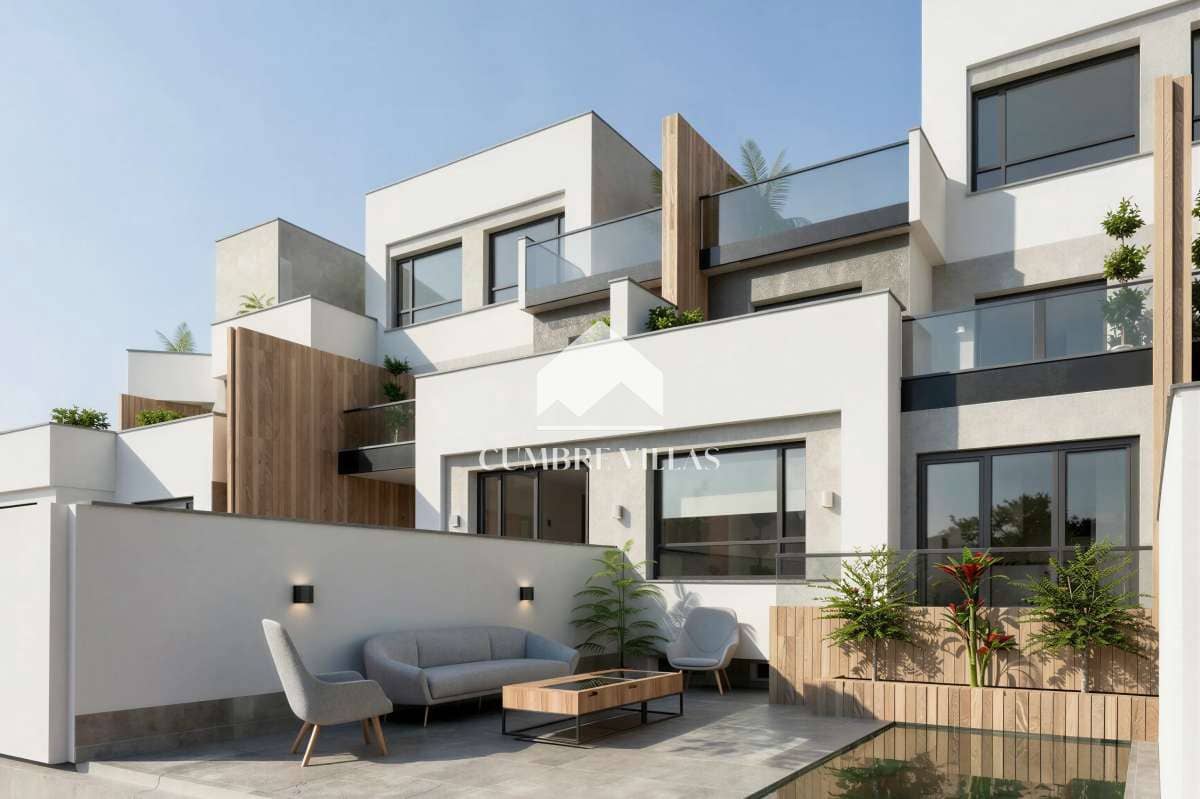 5 bedroom Villa for sale in Salobrena with garage - € 914,936 (Ref: 10034712)