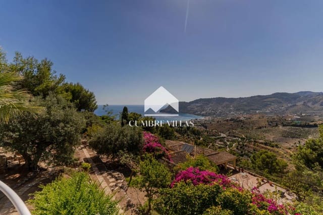2 Zimmer Villa zu verkaufen in La Herradura, Almuñécar mit Pool - 565.000 € (Ref: 10036240)