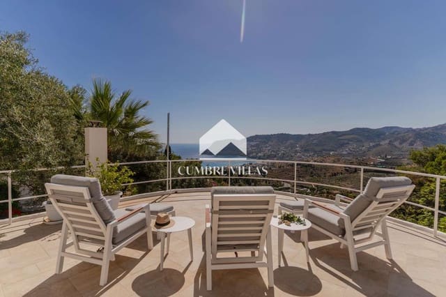 2 Zimmer Villa zu verkaufen in La Herradura, Almuñécar mit Pool - 565.000 € (Ref: 10036240)