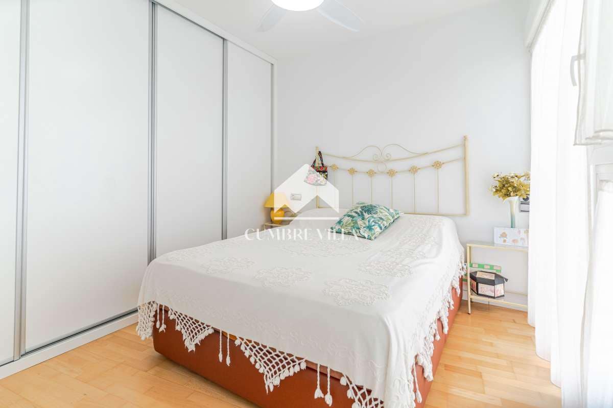5 quarto Casa em Banda para venda em Motril com piscina garagem - 595 000 € (Ref: 10040163)