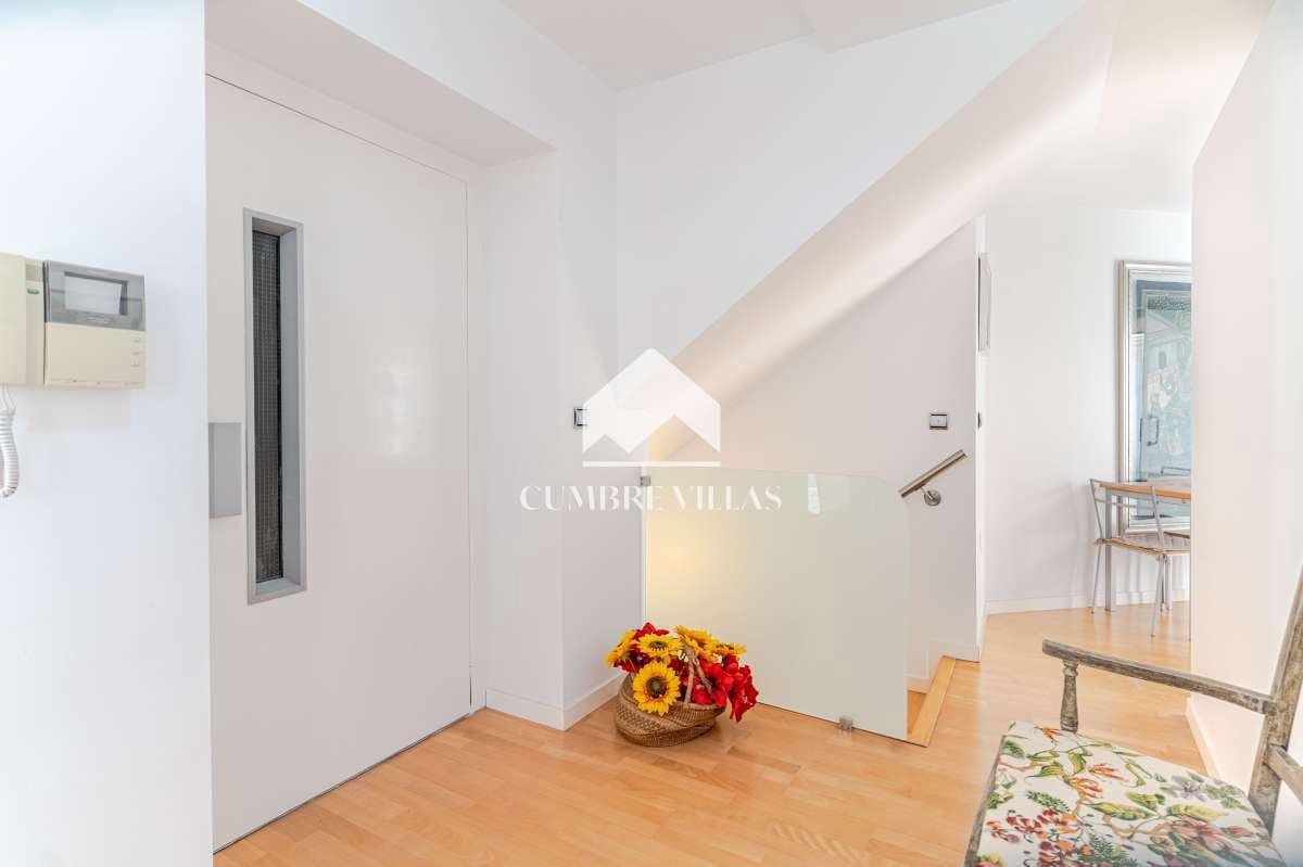 5 quarto Casa em Banda para venda em Motril com piscina garagem - 595 000 € (Ref: 10040163)