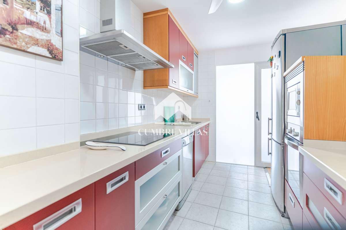 5 quarto Casa em Banda para venda em Motril com piscina garagem - 595 000 € (Ref: 10040163)
