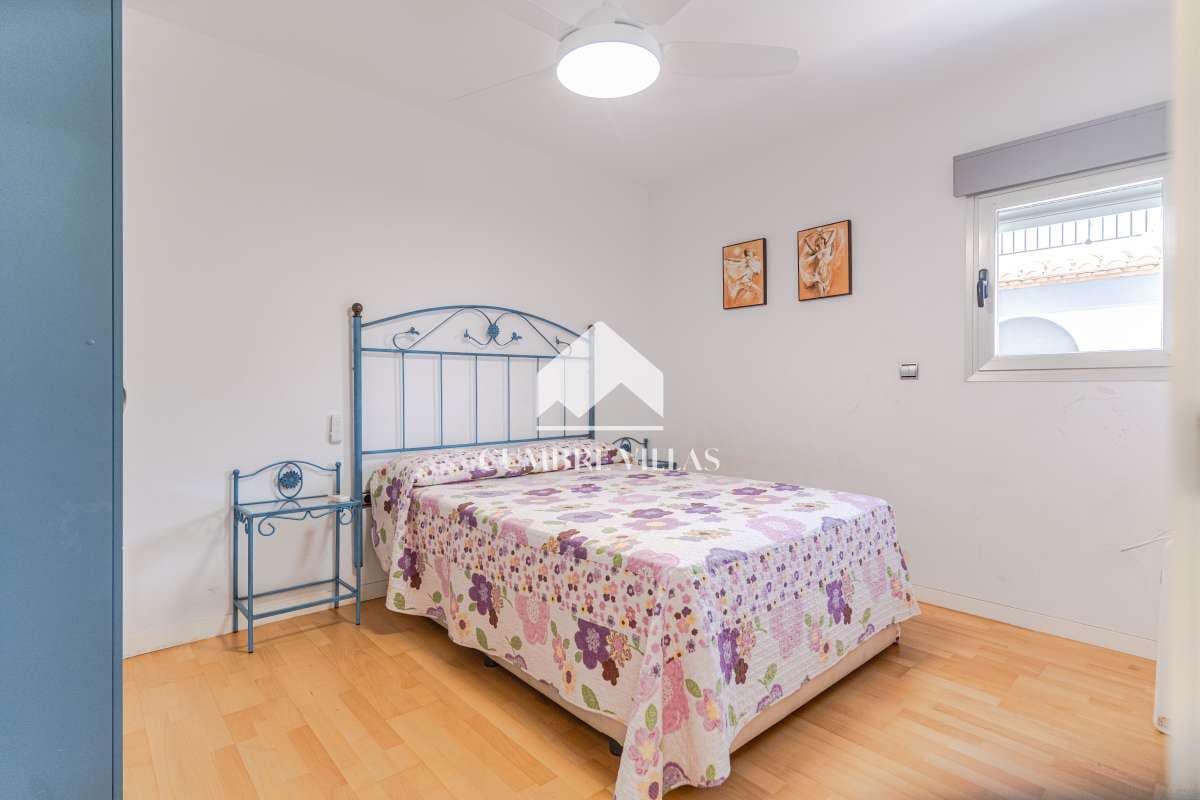 5 quarto Casa em Banda para venda em Motril com piscina garagem - 595 000 € (Ref: 10040163)