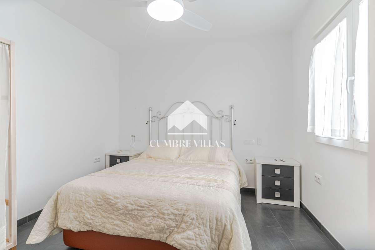 5 quarto Casa em Banda para venda em Motril com piscina garagem - 595 000 € (Ref: 10040163)