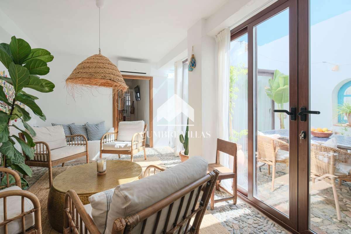 3 bedroom Townhouse for sale in Salobrena - € 475,000 (Ref: 10042265)