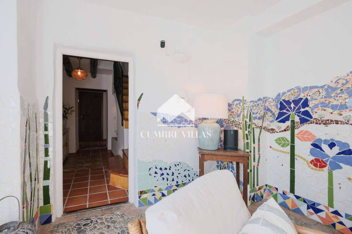 3 bedroom Townhouse for sale in Salobrena - € 475,000 (Ref: 10042265)