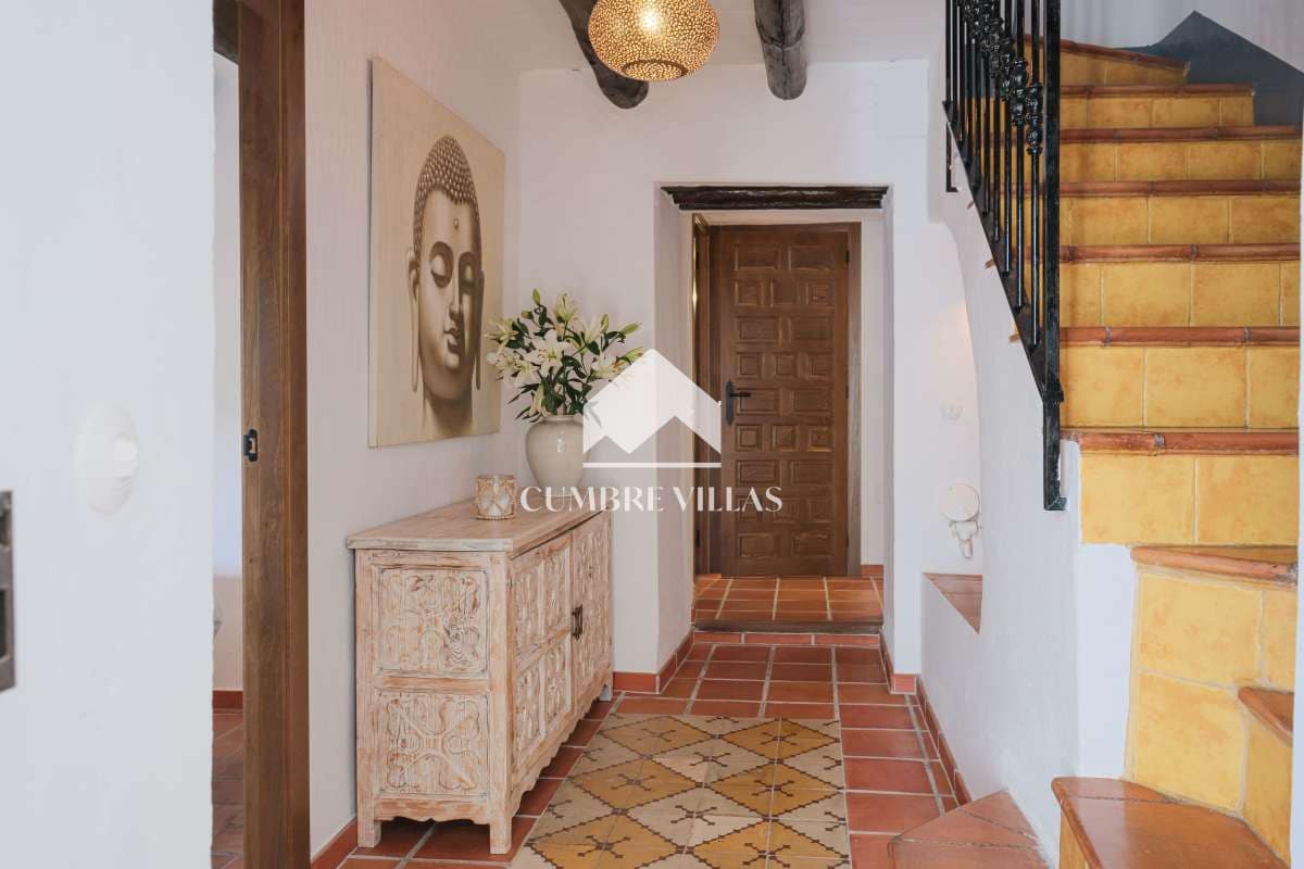 3 bedroom Townhouse for sale in Salobrena - € 475,000 (Ref: 10042265)