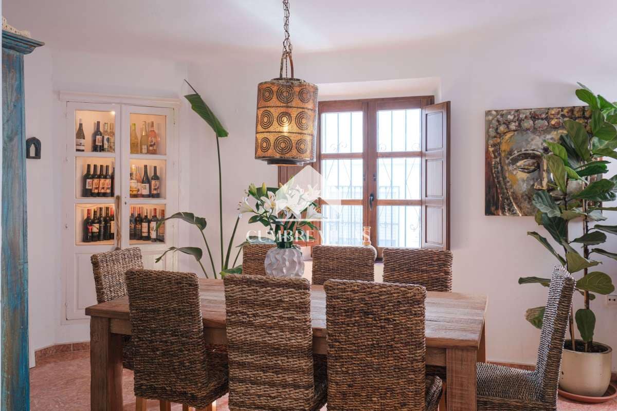 3 bedroom Townhouse for sale in Salobrena - € 475,000 (Ref: 10042265)