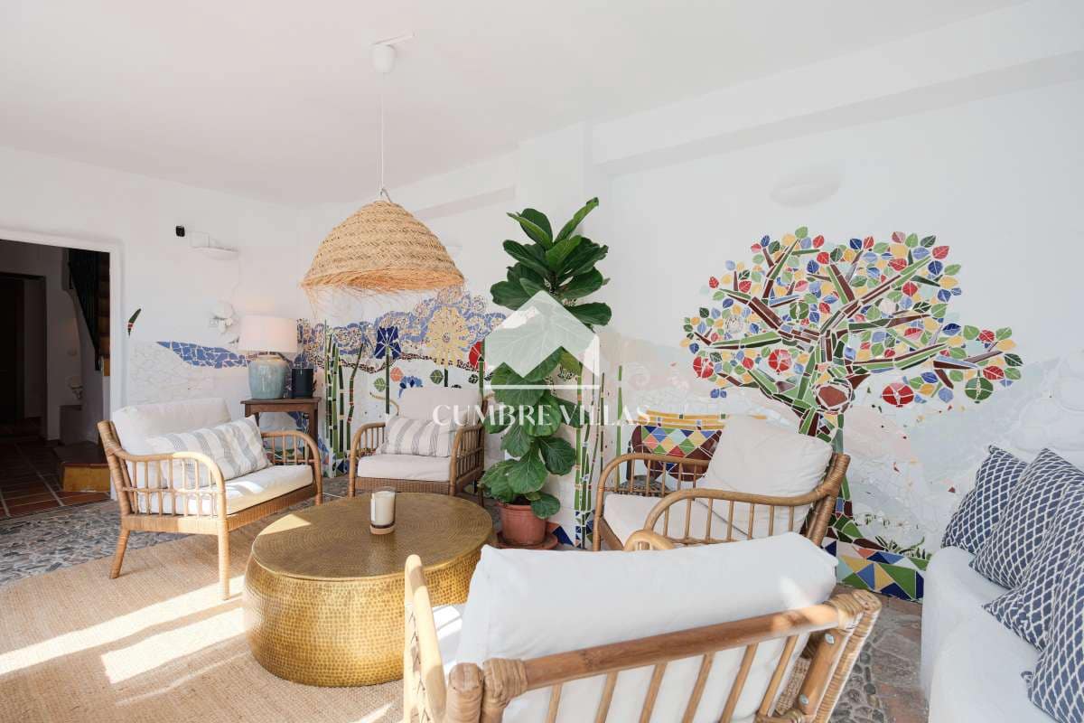3 bedroom Townhouse for sale in Salobrena - € 475,000 (Ref: 10042265)
