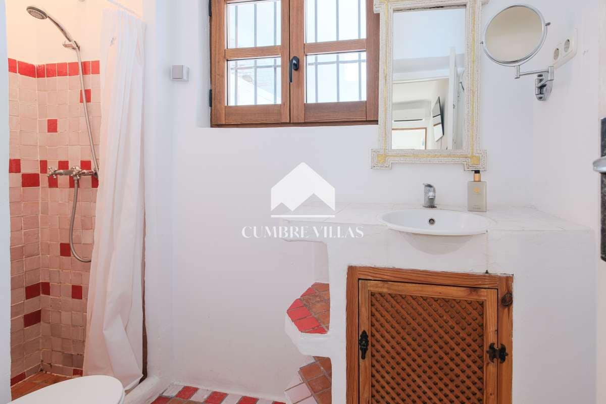 3 bedroom Townhouse for sale in Salobrena - € 475,000 (Ref: 10042265)