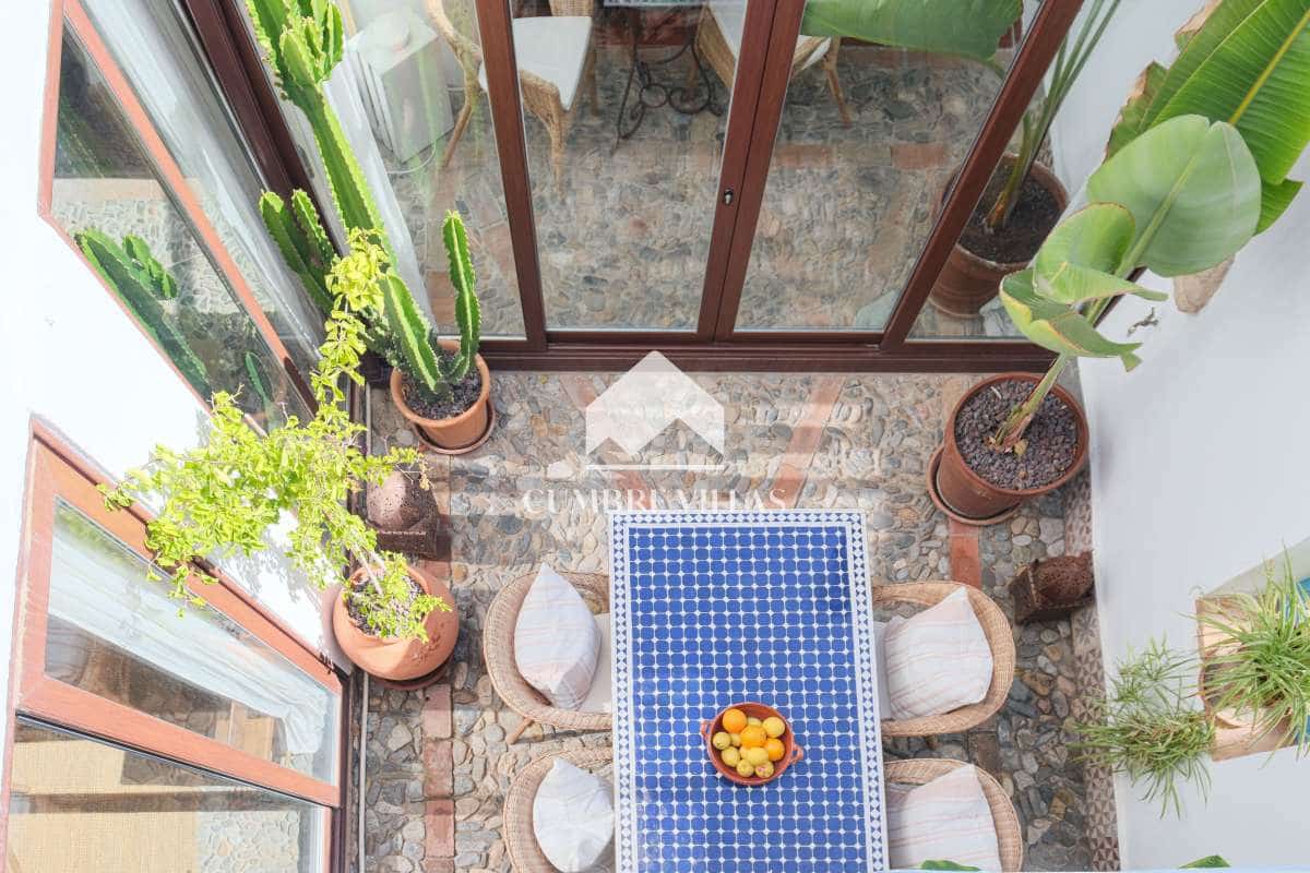 3 bedroom Townhouse for sale in Salobrena - € 475,000 (Ref: 10042265)