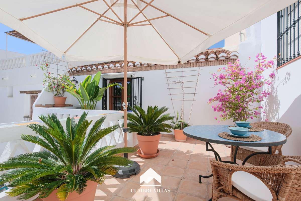 3 bedroom Townhouse for sale in Salobrena - € 475,000 (Ref: 10042265)