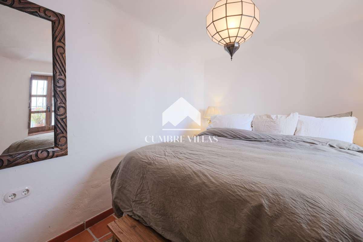 3 bedroom Townhouse for sale in Salobrena - € 475,000 (Ref: 10042265)