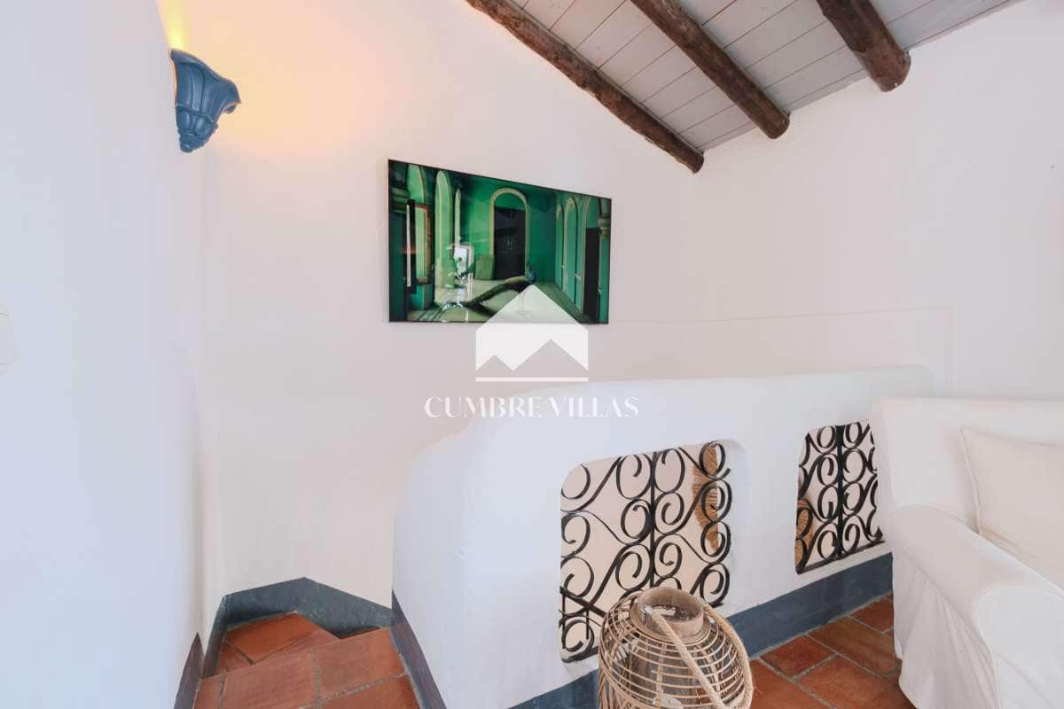 3 bedroom Townhouse for sale in Salobrena - € 475,000 (Ref: 10042265)