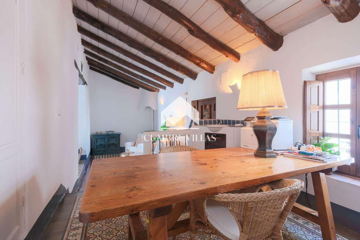 3 bedroom Townhouse for sale in Salobrena - € 475,000 (Ref: 10042265)