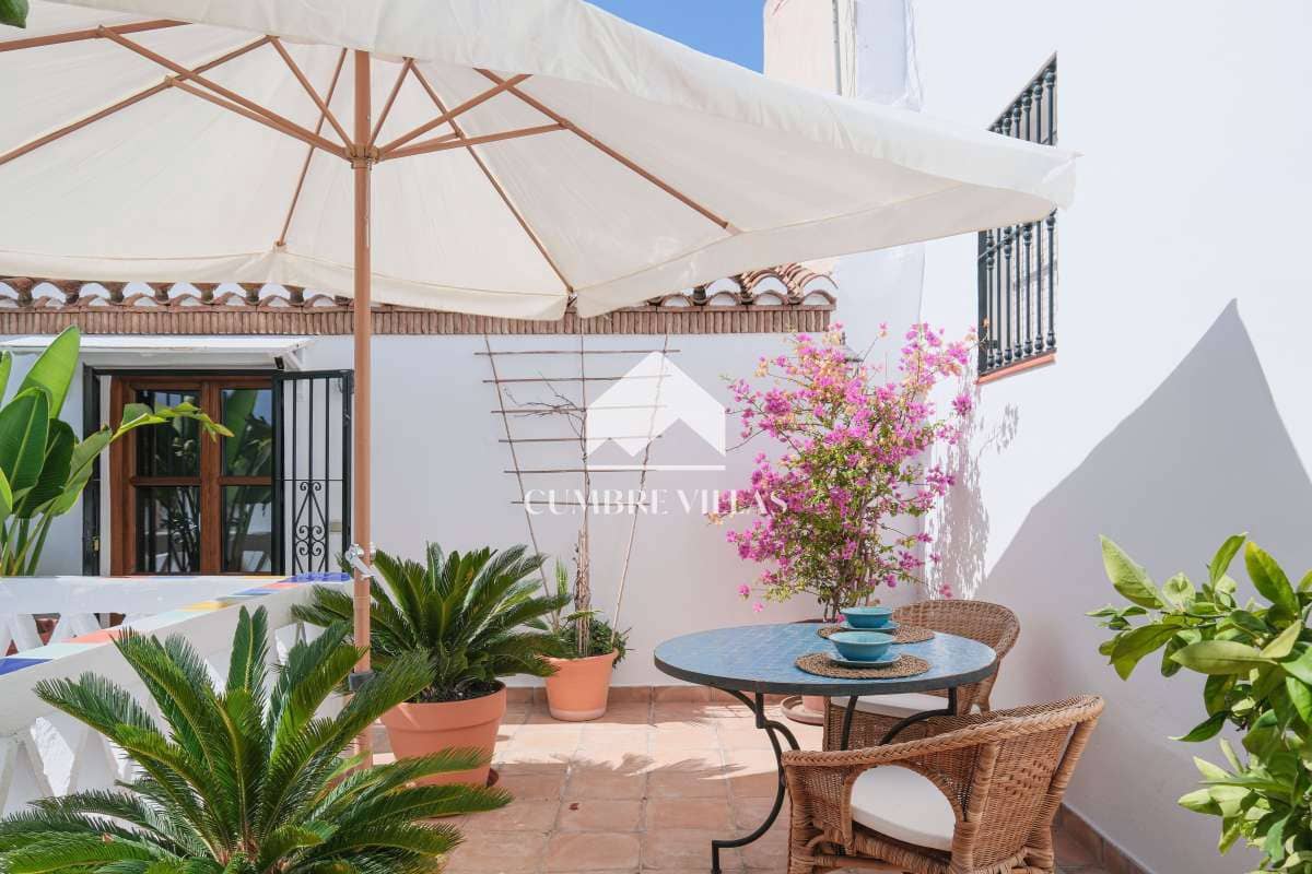 3 bedroom Townhouse for sale in Salobrena - € 475,000 (Ref: 10042265)