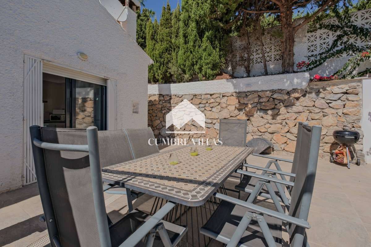 3 sovrum Villa till salu i Salobrena med pool garage - 545 000 € (Ref: 10057711)