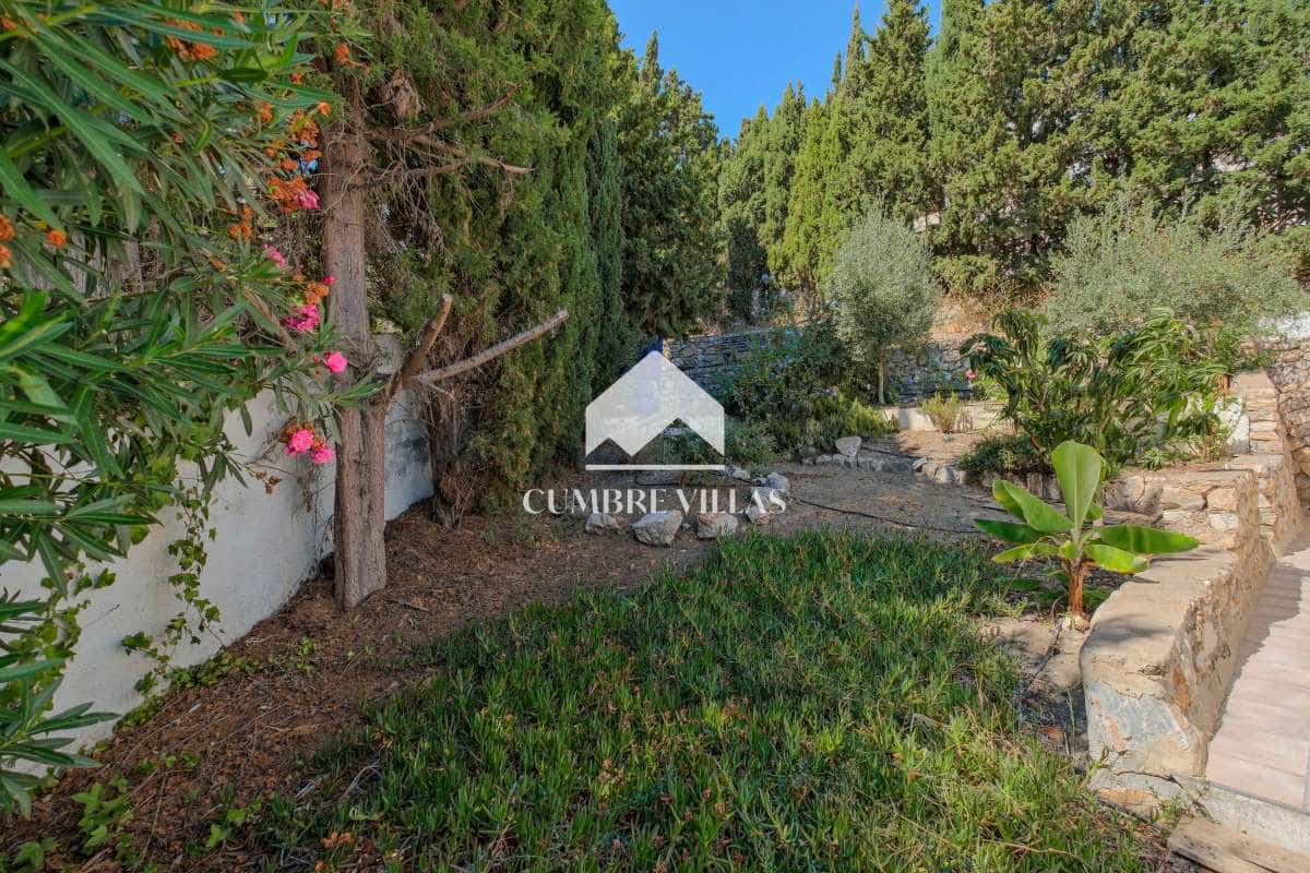 3 sovrum Villa till salu i Salobrena med pool garage - 545 000 € (Ref: 10057711)