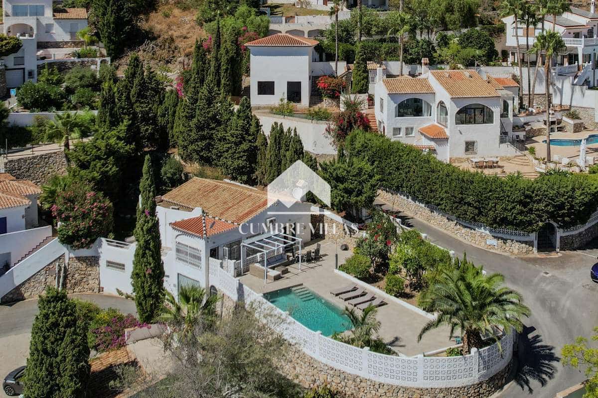 3 sovrum Villa till salu i Salobrena med pool garage - 545 000 € (Ref: 10057711)
