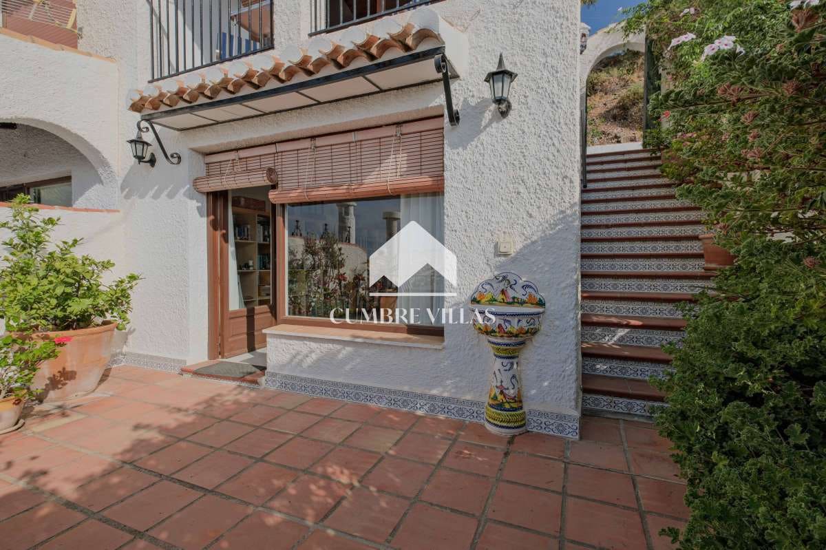 2 sypialnia Willa na sprzedaż w Salobrena z basenem - 364 900 € (Ref: 10085266)
