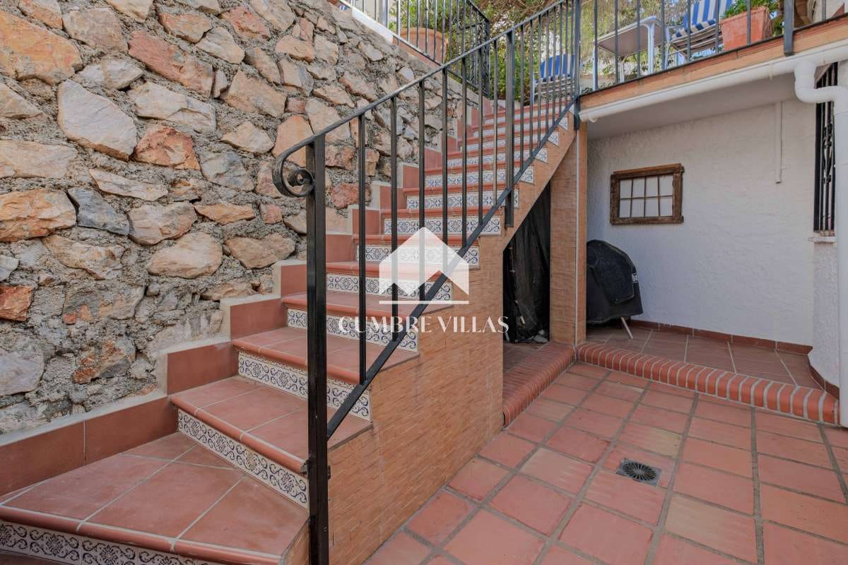 2 sypialnia Willa na sprzedaż w Salobrena z basenem - 364 900 € (Ref: 10085266)