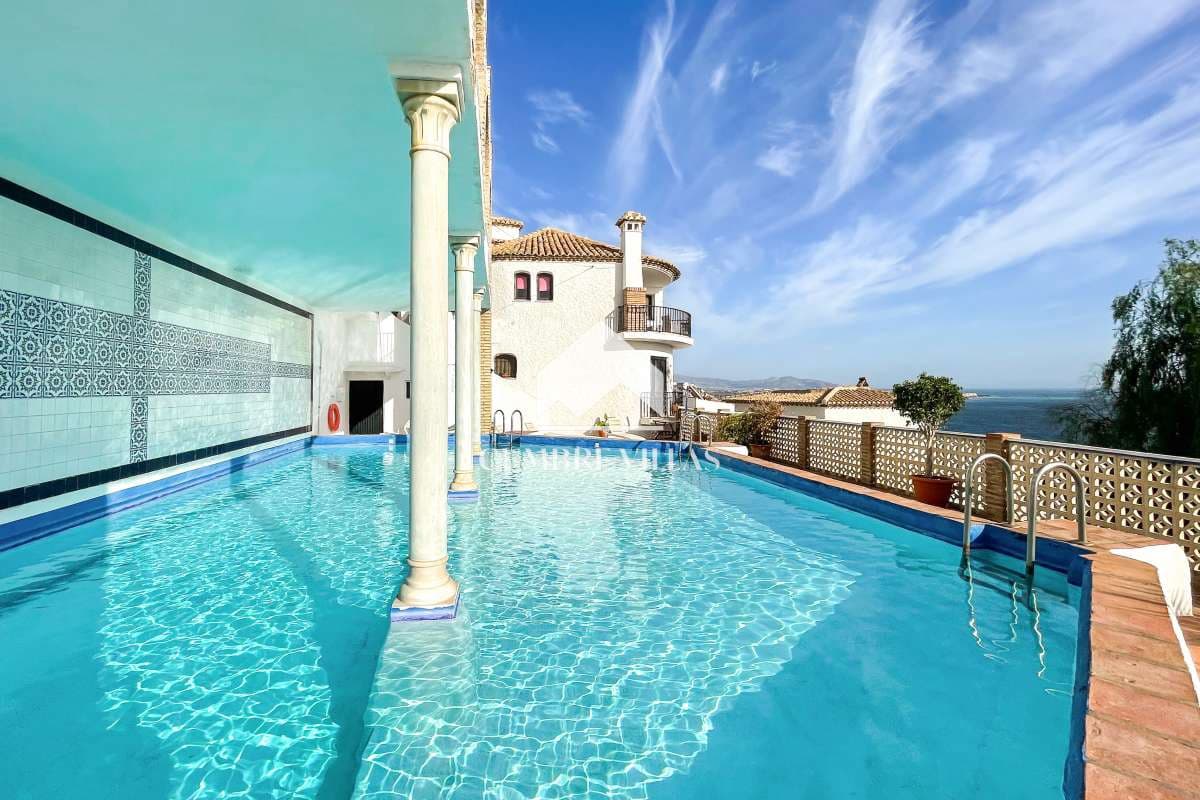 2 sypialnia Willa na sprzedaż w Salobrena z basenem - 364 900 € (Ref: 10085266)