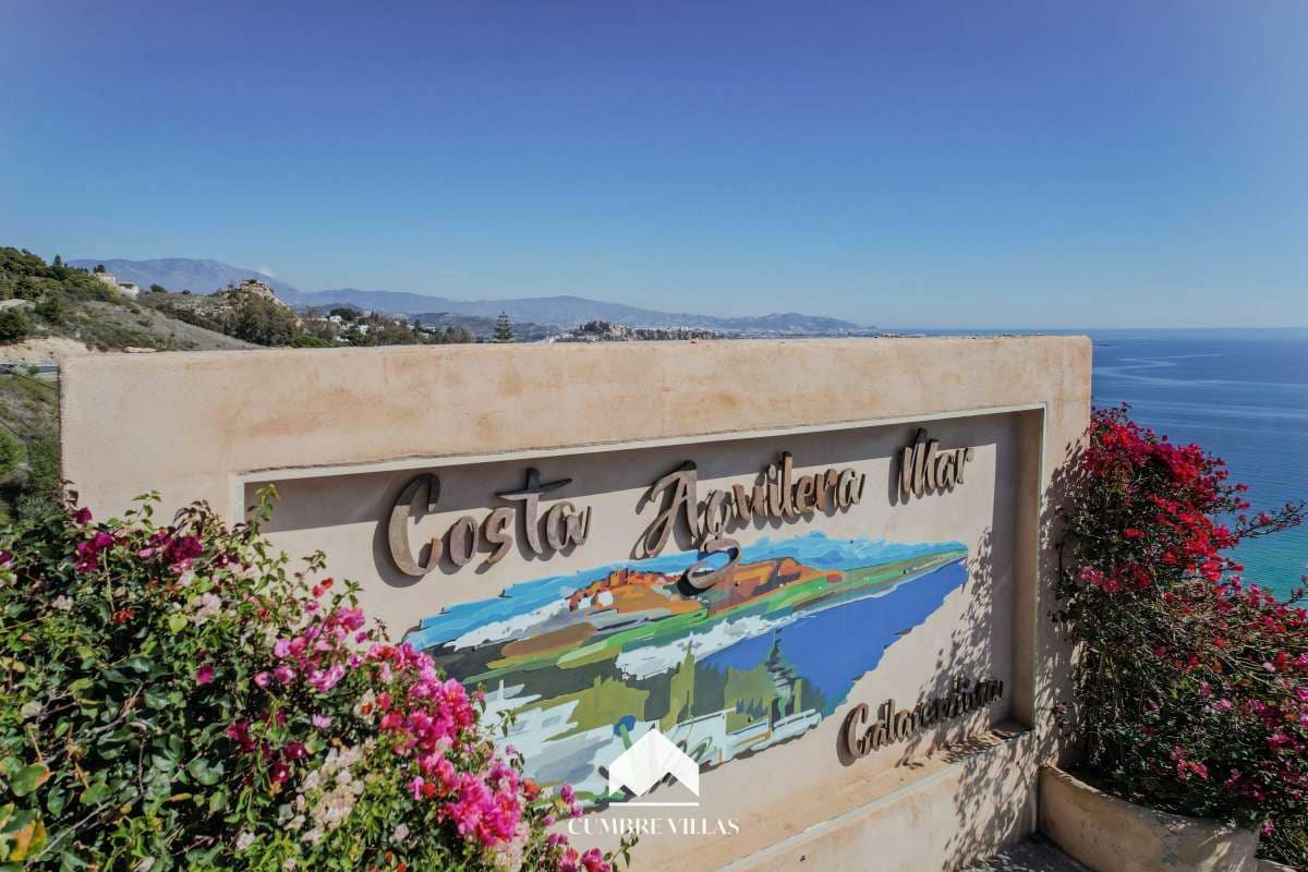 3 bedroom Villa for sale in Salobrena with pool - € 364,900 (Ref: 10085266)
