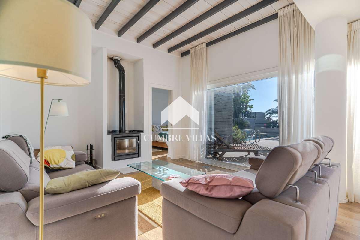 3 sypialnia Willa na sprzedaż w La Herradura z basenem garażem - 895 000 € (Ref: 10148159)