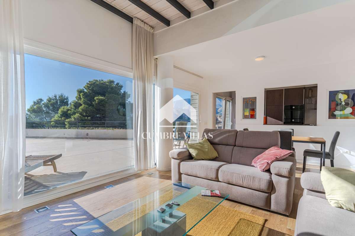 3 sypialnia Willa na sprzedaż w La Herradura z basenem garażem - 895 000 € (Ref: 10148159)