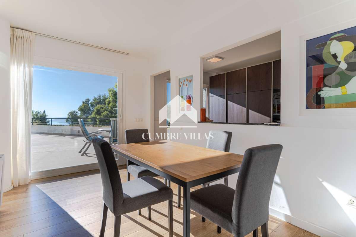 3 sypialnia Willa na sprzedaż w La Herradura z basenem garażem - 895 000 € (Ref: 10148159)