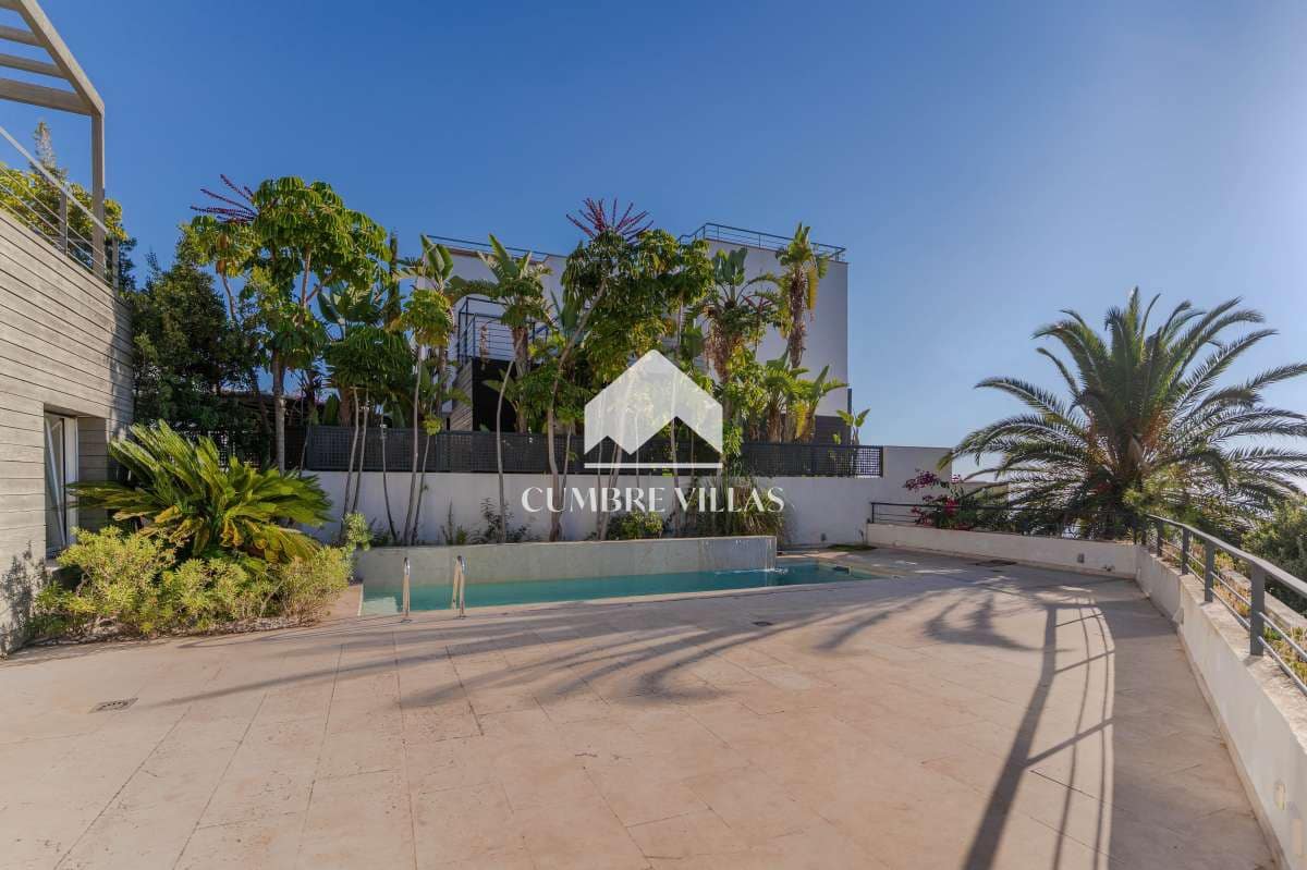 3 sypialnia Willa na sprzedaż w La Herradura z basenem garażem - 895 000 € (Ref: 10148159)