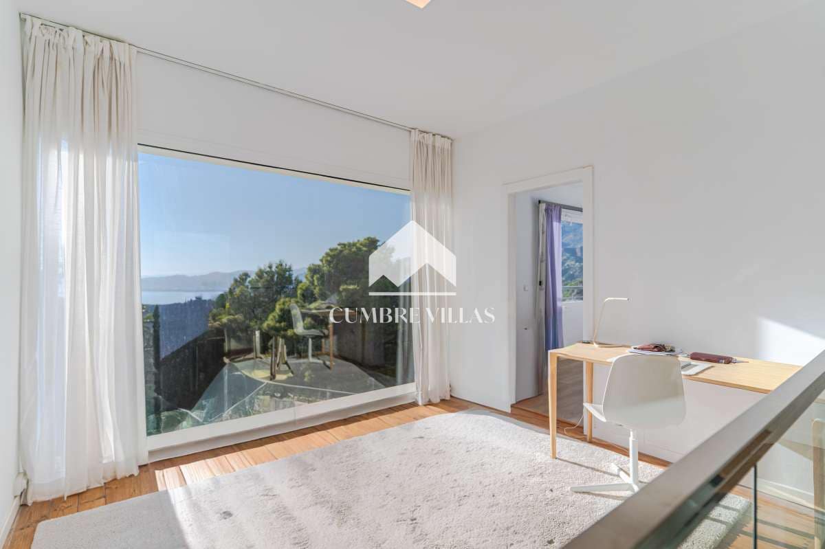 3 sypialnia Willa na sprzedaż w La Herradura z basenem garażem - 895 000 € (Ref: 10148159)