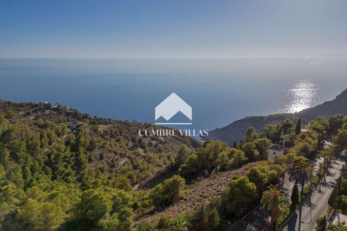 3 sypialnia Willa na sprzedaż w La Herradura z basenem garażem - 895 000 € (Ref: 10148159)