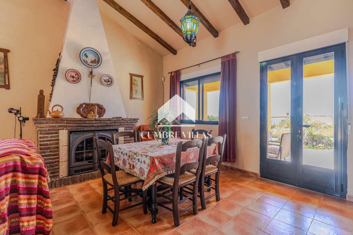3 soveværelse Finca/Landehus til salg i Almunecar med swimmingpool - € 550.000 (Ref: 10157022)
