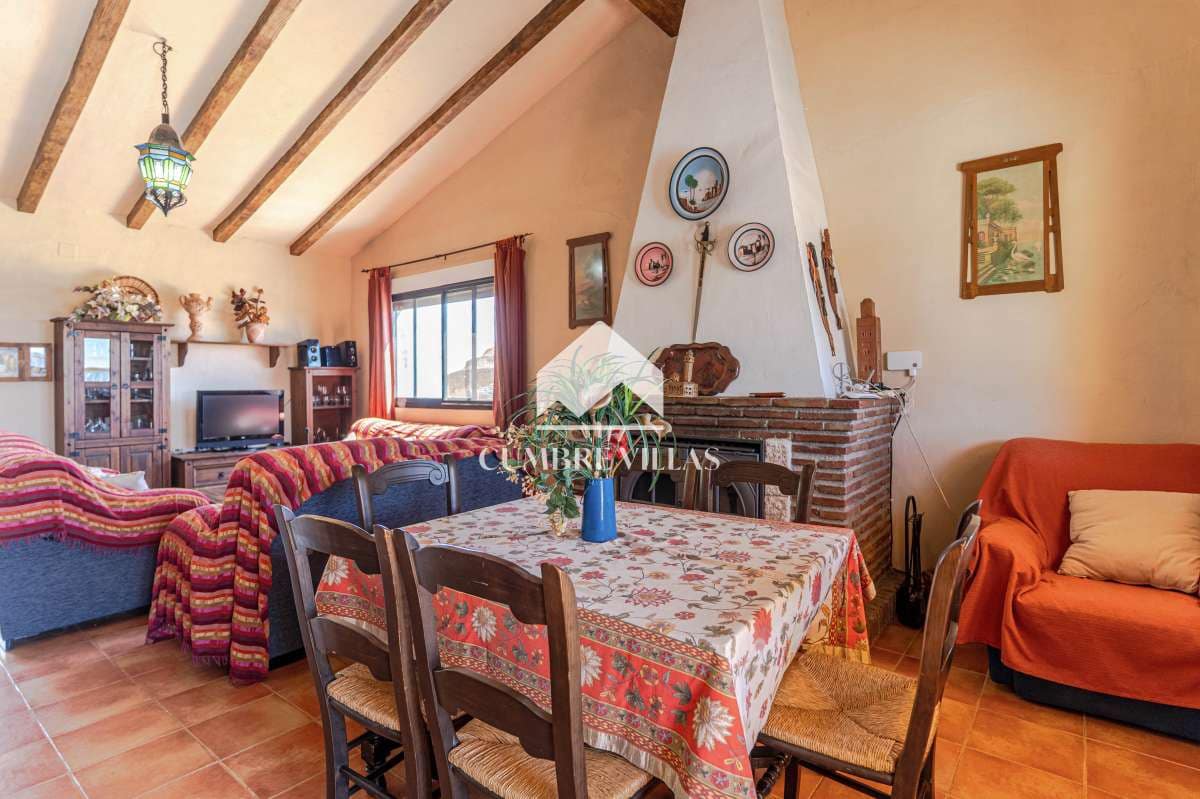 3 soveværelse Finca/Landehus til salg i Almunecar med swimmingpool - € 550.000 (Ref: 10157022)
