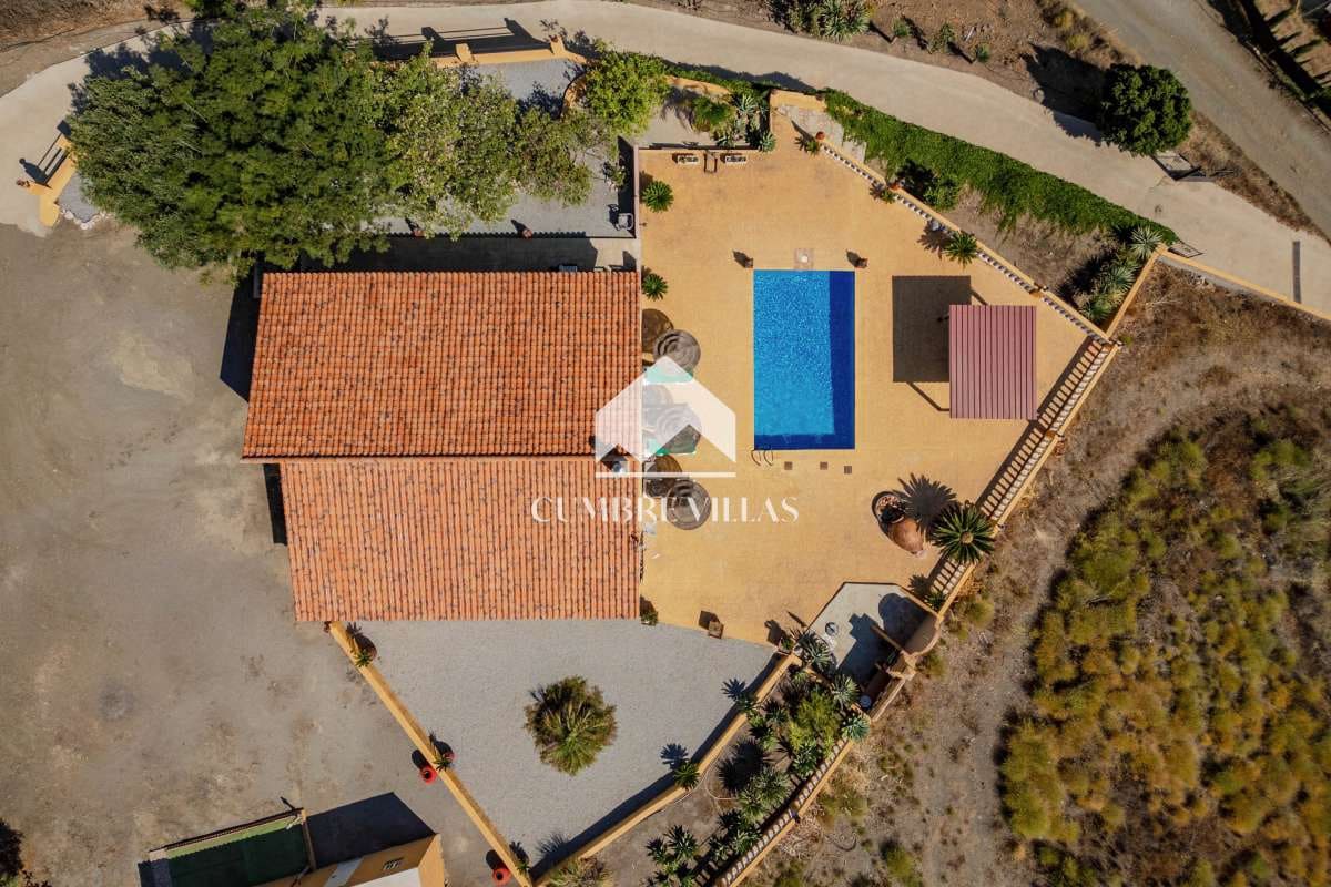 3 soveværelse Finca/Landehus til salg i Almunecar med swimmingpool - € 550.000 (Ref: 10157022)
