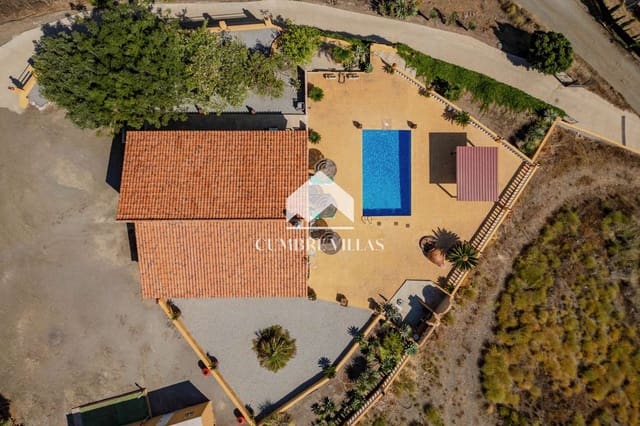 3 soveværelse Finca/Landehus til salg i Almuñécar med swimmingpool - € 550.000 (Ref: 10157022)